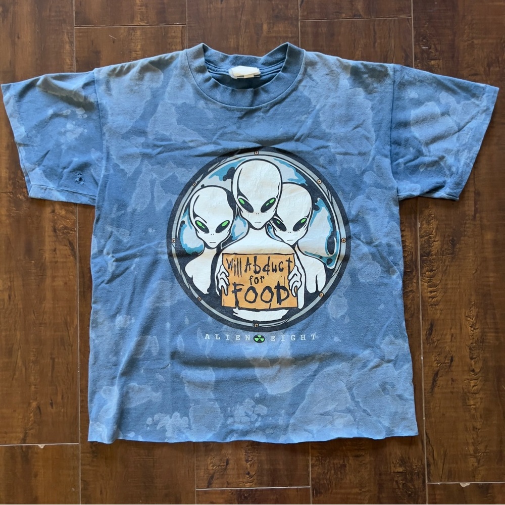 vintage single stitch cropped alien tee shirt
